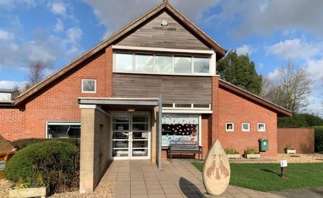 Macqueen Veterinary Centre