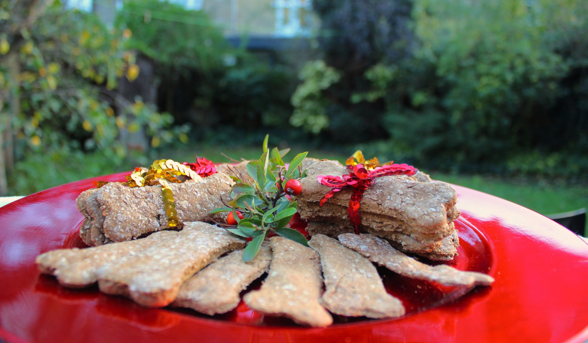 Gingerbread Bones Dog Treats Recipe