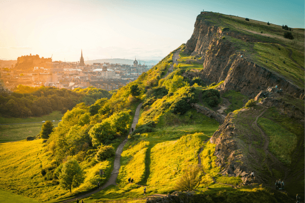 Arthurs Seat, Edinburgh - Photo by Mike Newbry on Unsplash